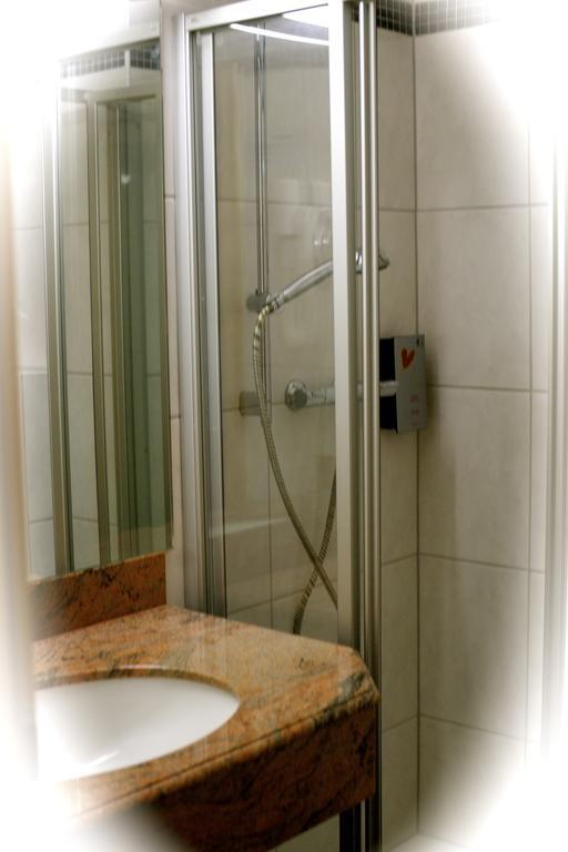 Hotel - Reweschnier Kusel Room photo